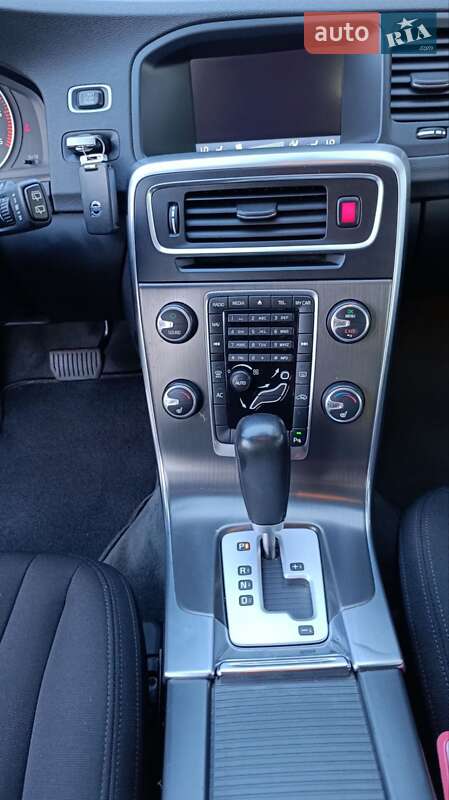 Универсал Volvo V60 2011 в Стрые
