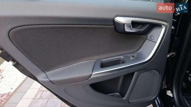 Универсал Volvo V60 2011 в Стрые