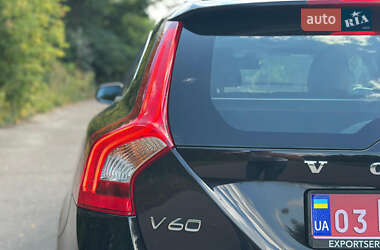 Универсал Volvo V60 2015 в 