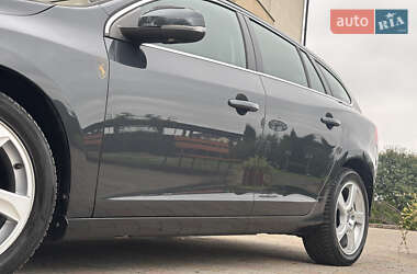 Універсал Volvo V60 2013 в 