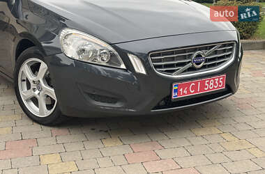 Універсал Volvo V60 2013 в 