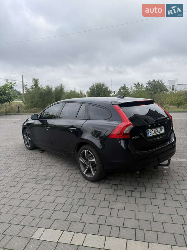 Універсал Volvo V60 2015 в Стрию