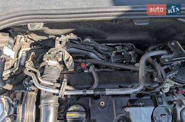 Универсал Volvo V60 2012 в 