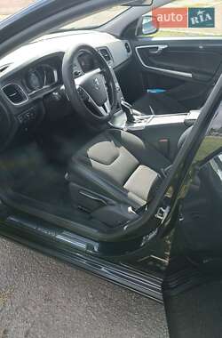 Универсал Volvo V60 2014 в 
