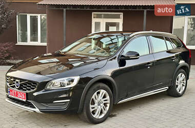 Универсал Volvo V60 2017 в 