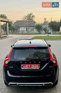 Универсал Volvo V60 2017 в 