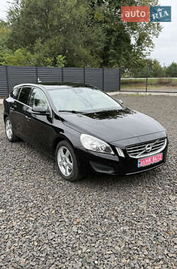Универсал Volvo V60 2011 в Луцке
