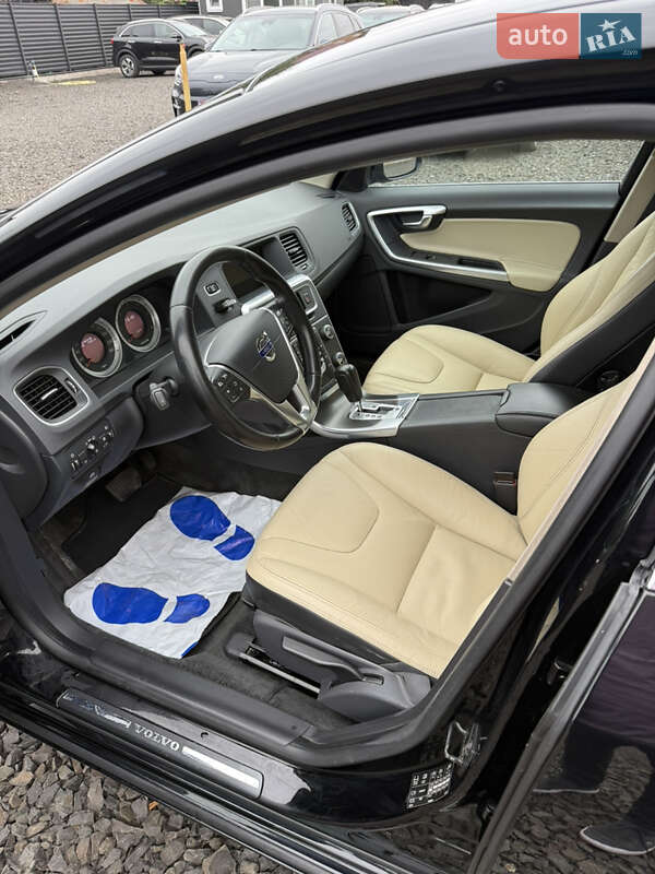 Универсал Volvo V60 2011 в Луцке фото 9 Универсал Volvo V60 2011 в Луцке