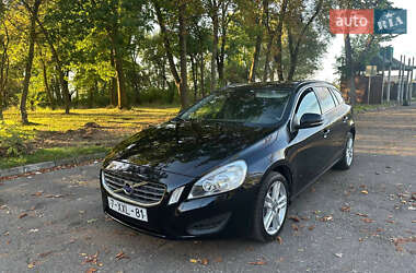 Универсал Volvo V60 2013 в Калуше