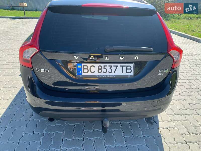 Универсал Volvo V60 2011 в Дрогобыче