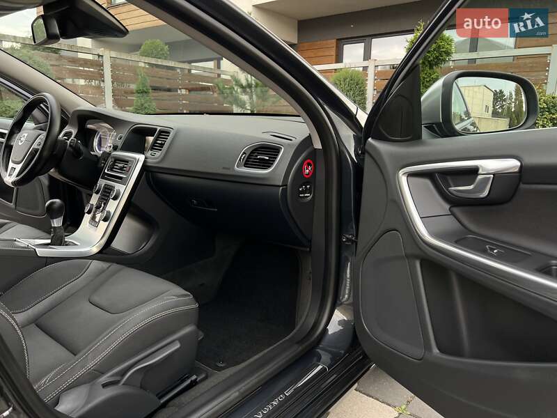 Универсал Volvo V60 2012 в Стрые
