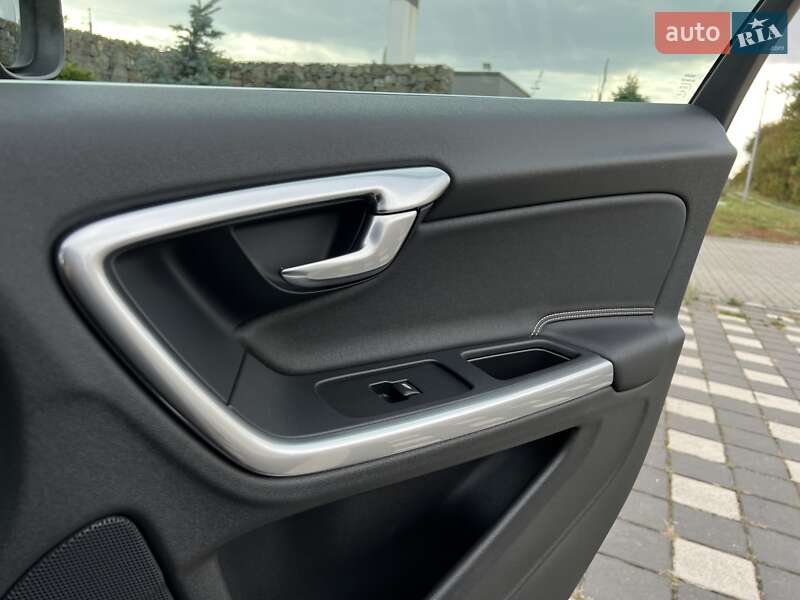 Универсал Volvo V60 2012 в Стрые