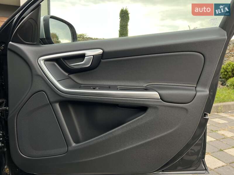 Универсал Volvo V60 2012 в Стрые