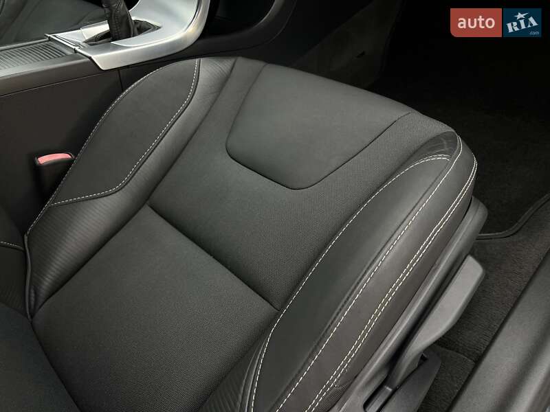 Универсал Volvo V60 2012 в Стрые