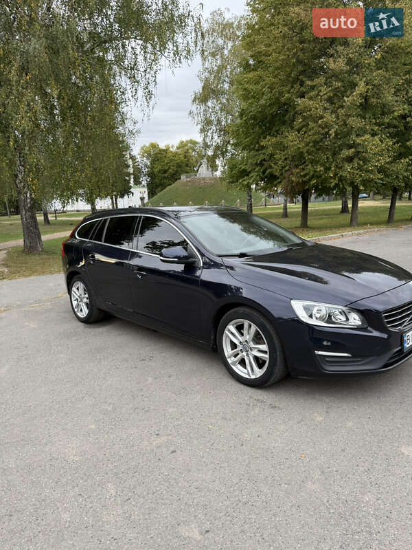 Универсал Volvo V60 2015 в Полтаве