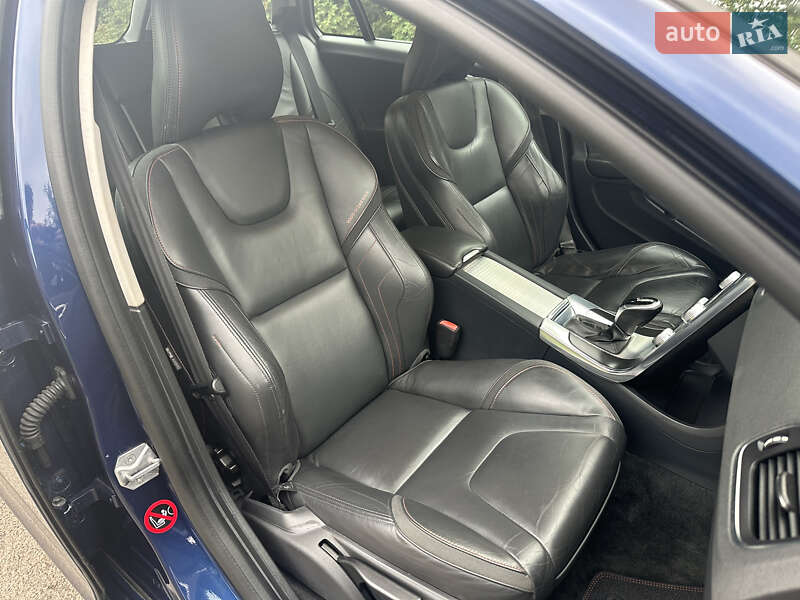 Универсал Volvo V60 2014 в Ровно