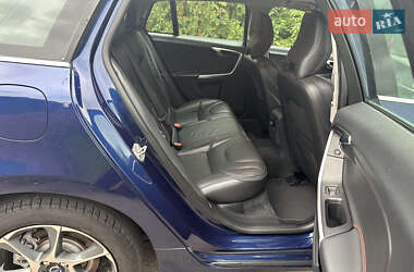 Универсал Volvo V60 2014 в 