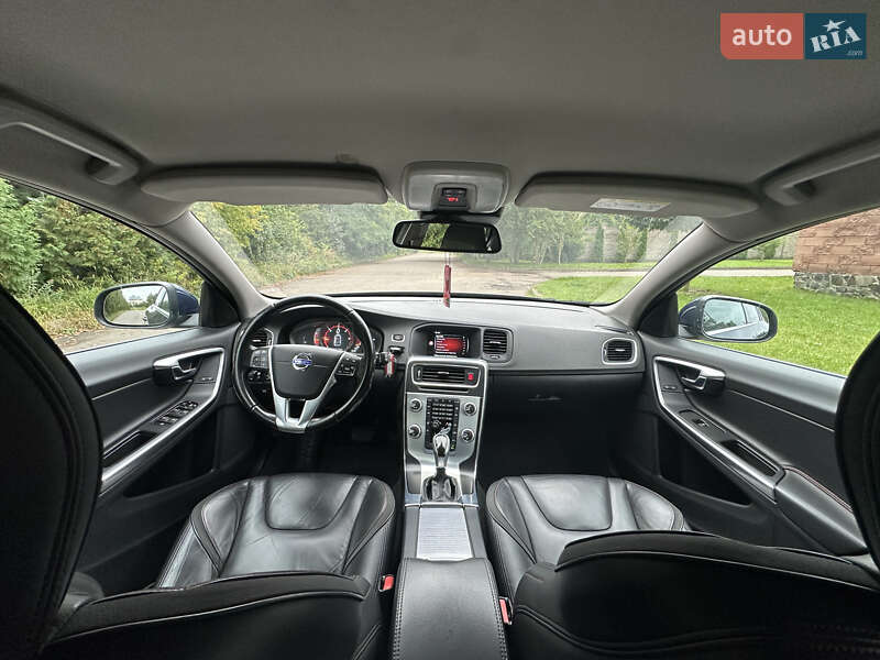 Универсал Volvo V60 2014 в Ровно
