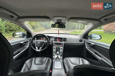 Универсал Volvo V60 2014 в 