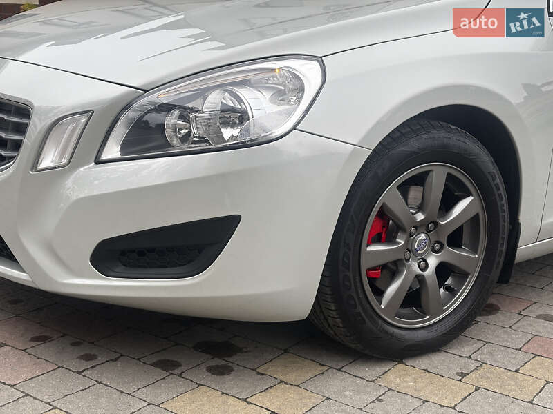 Универсал Volvo V60 2012 в Стрые