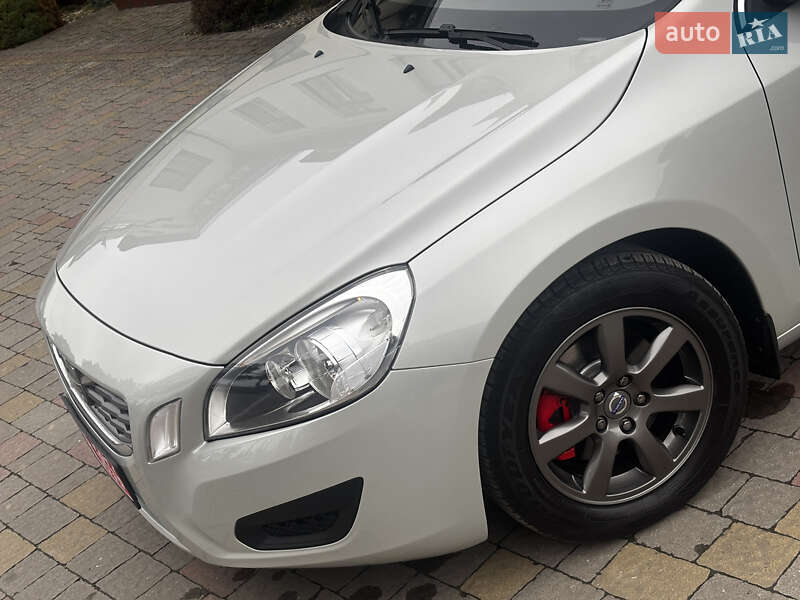 Универсал Volvo V60 2012 в Стрые