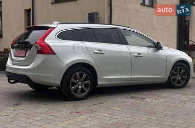 Универсал Volvo V60 2012 в 