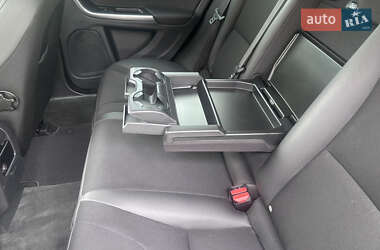 Универсал Volvo V60 2012 в 
