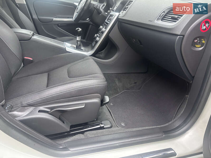 Универсал Volvo V60 2012 в Стрые