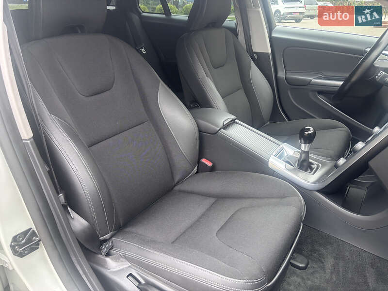 Универсал Volvo V60 2012 в Стрые