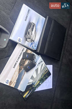 Универсал Volvo V60 2012 в 