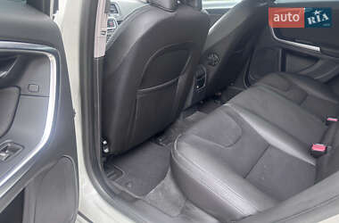 Универсал Volvo V60 2012 в 