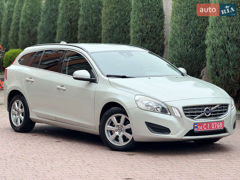 Универсал Volvo V60 2011 в Стрые