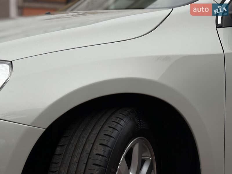Универсал Volvo V60 2011 в Стрые