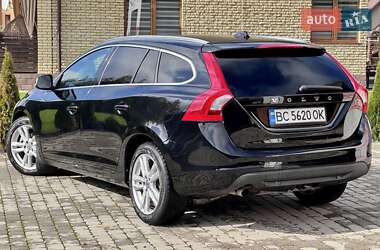 Универсал Volvo V60 2010 в 