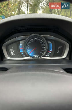 Универсал Volvo V60 2014 в 