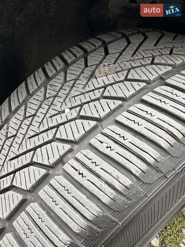 Универсал Volvo V60 2014 в Черновцах