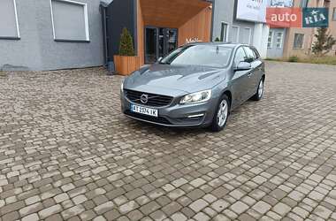 Универсал Volvo V60 2017 в 