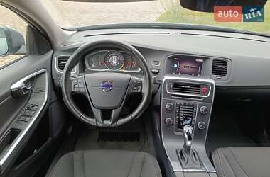 Универсал Volvo V60 2017 в 