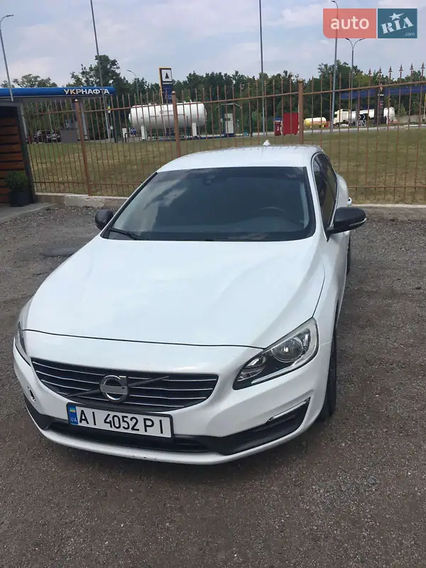 Volvo V60 2014