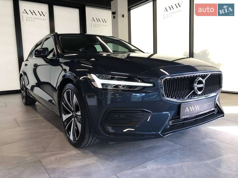 Универсал Volvo V60 2021 в Львове