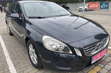 Універсал Volvo V60 2013 в 