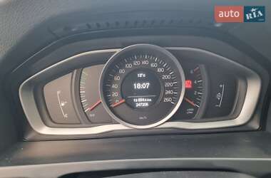 Универсал Volvo V60 2015 в 