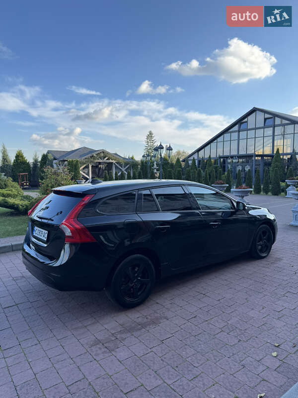 Универсал Volvo V60 2014 в Моршине