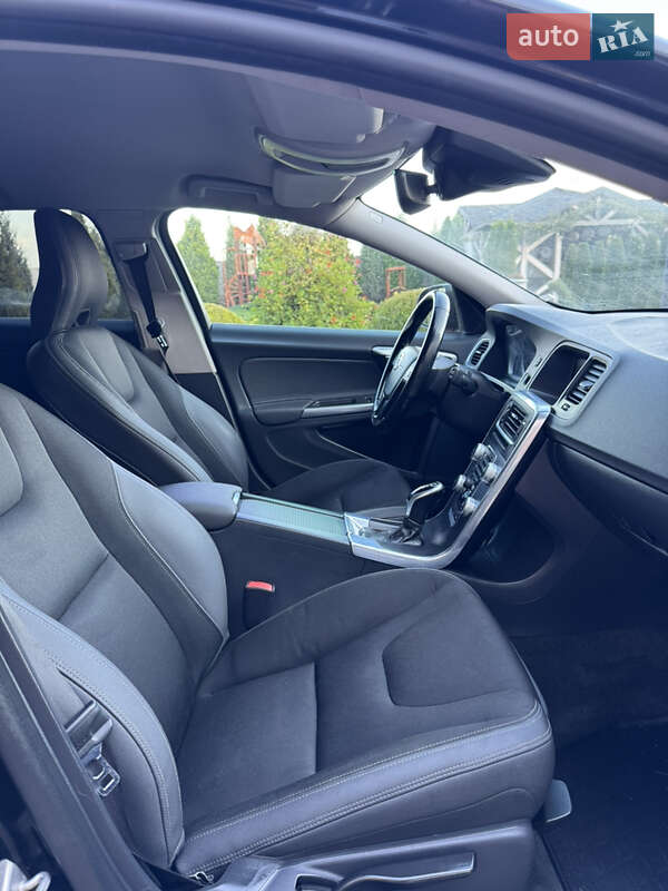 Универсал Volvo V60 2014 в Моршине