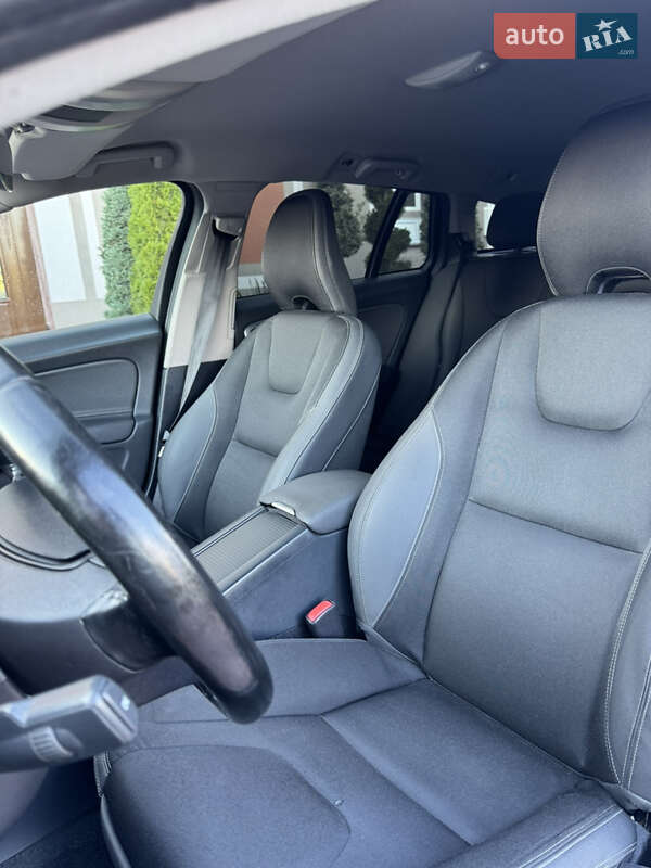 Универсал Volvo V60 2014 в Моршине