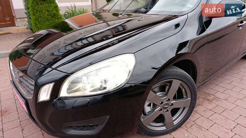 Универсал Volvo V60 2012 в Стрые