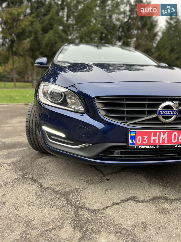 Универсал Volvo V60 2016 в Луцке