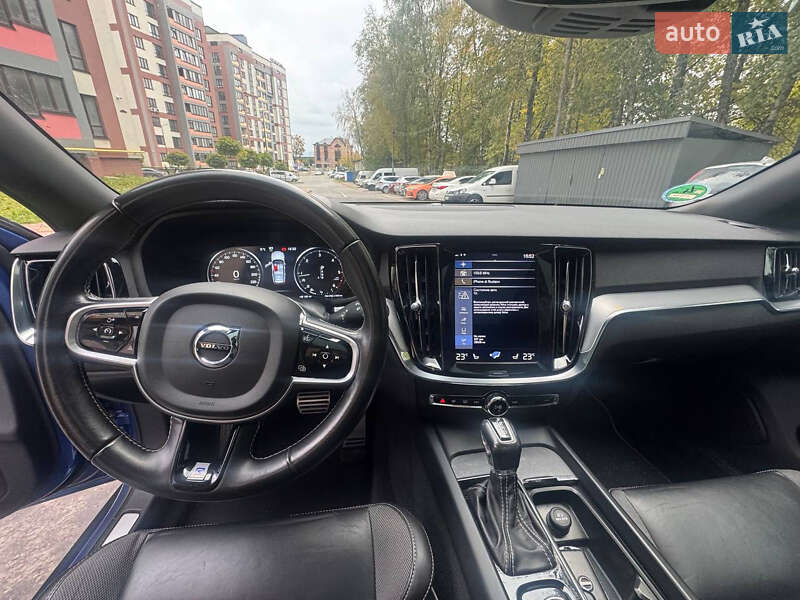 Універсал Volvo V60 2020 в Тернополі
