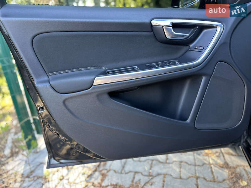 Универсал Volvo V60 2013 в Стрые