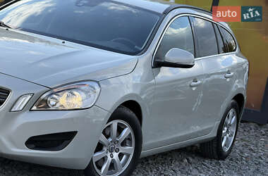 Универсал Volvo V60 2011 в 